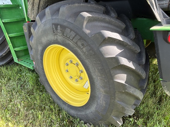 Used 2018 John Deere 8500 Self Propelled Forage Harvesters at Horizon Ag & Turf in Lloydminster, AB - Photo42