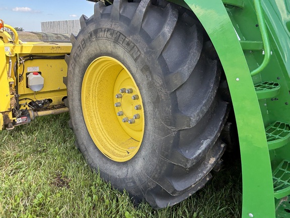 Used 2018 John Deere 8500 Self Propelled Forage Harvesters at Horizon Ag & Turf in Lloydminster, AB - Photo43