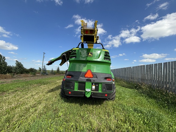 Used 2018 John Deere 8500 Self Propelled Forage Harvesters at Horizon Ag & Turf in Lloydminster, AB - Photo44