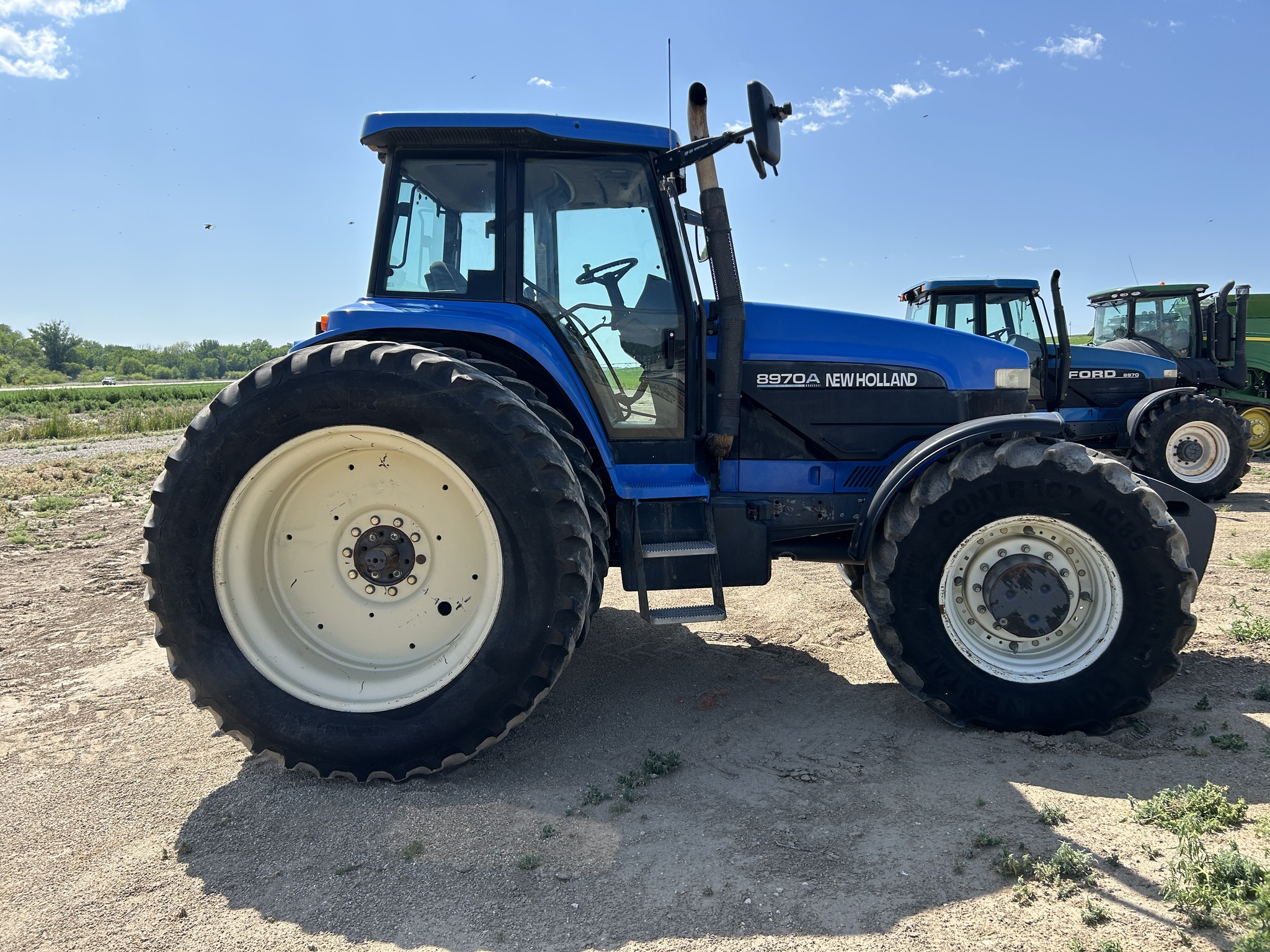 2000 New Holland 8970A Image 4