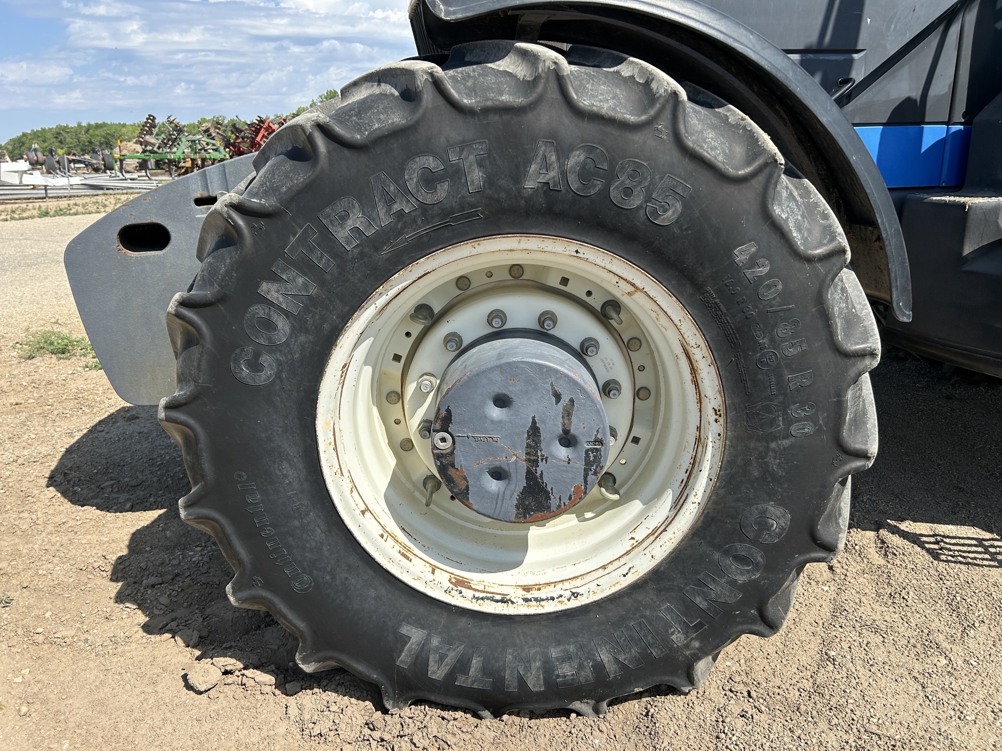 2000 New Holland 8970A Image 8