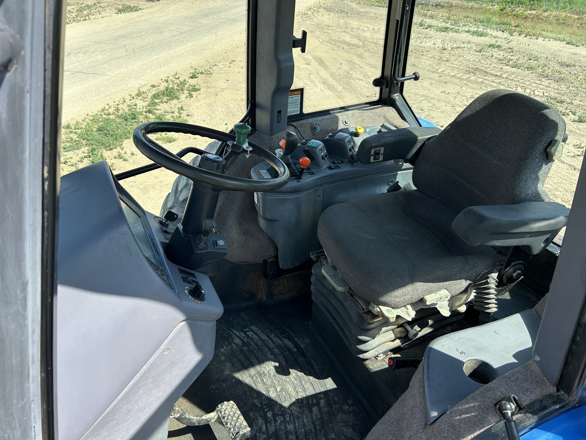 2000 New Holland 8970A Image 14