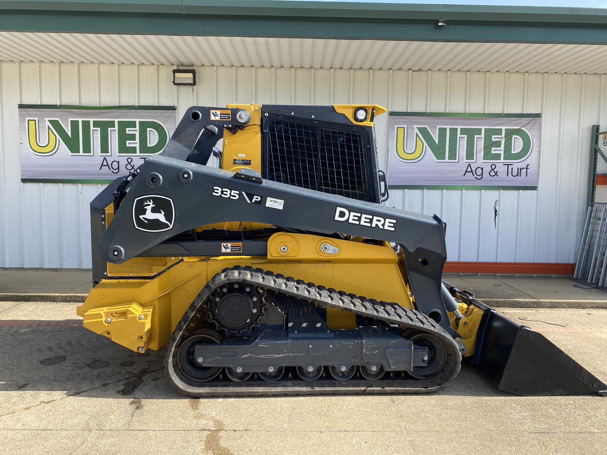 2024 John Deere 335 P Image 2