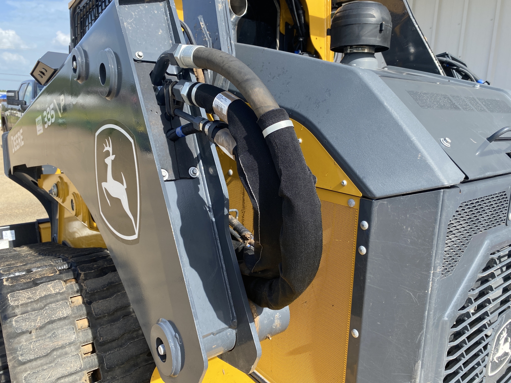 2024 John Deere 335 P Image 11