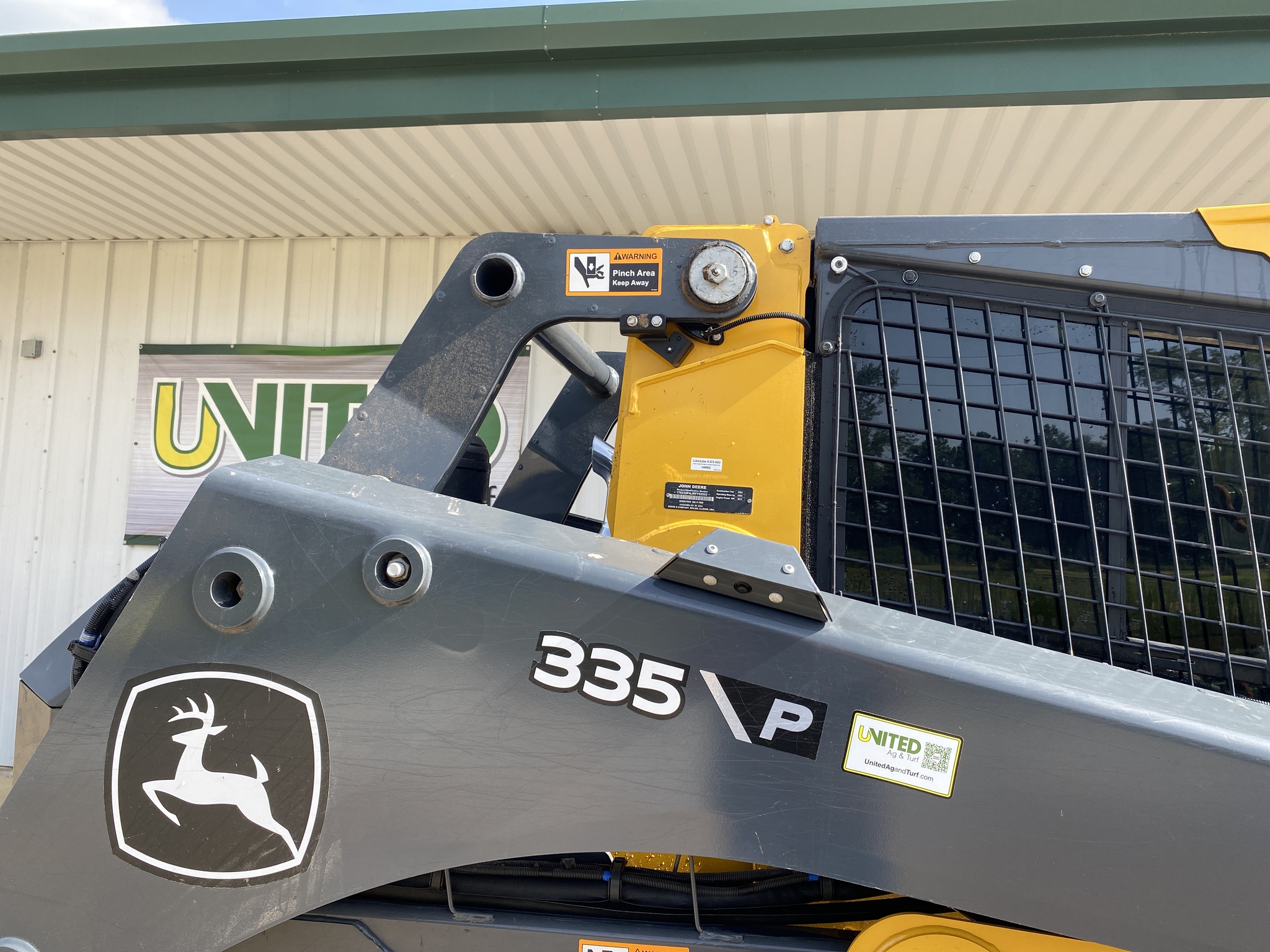 2024 John Deere 335 P Image 8