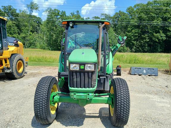Photo of 2013 John Deere 5083E