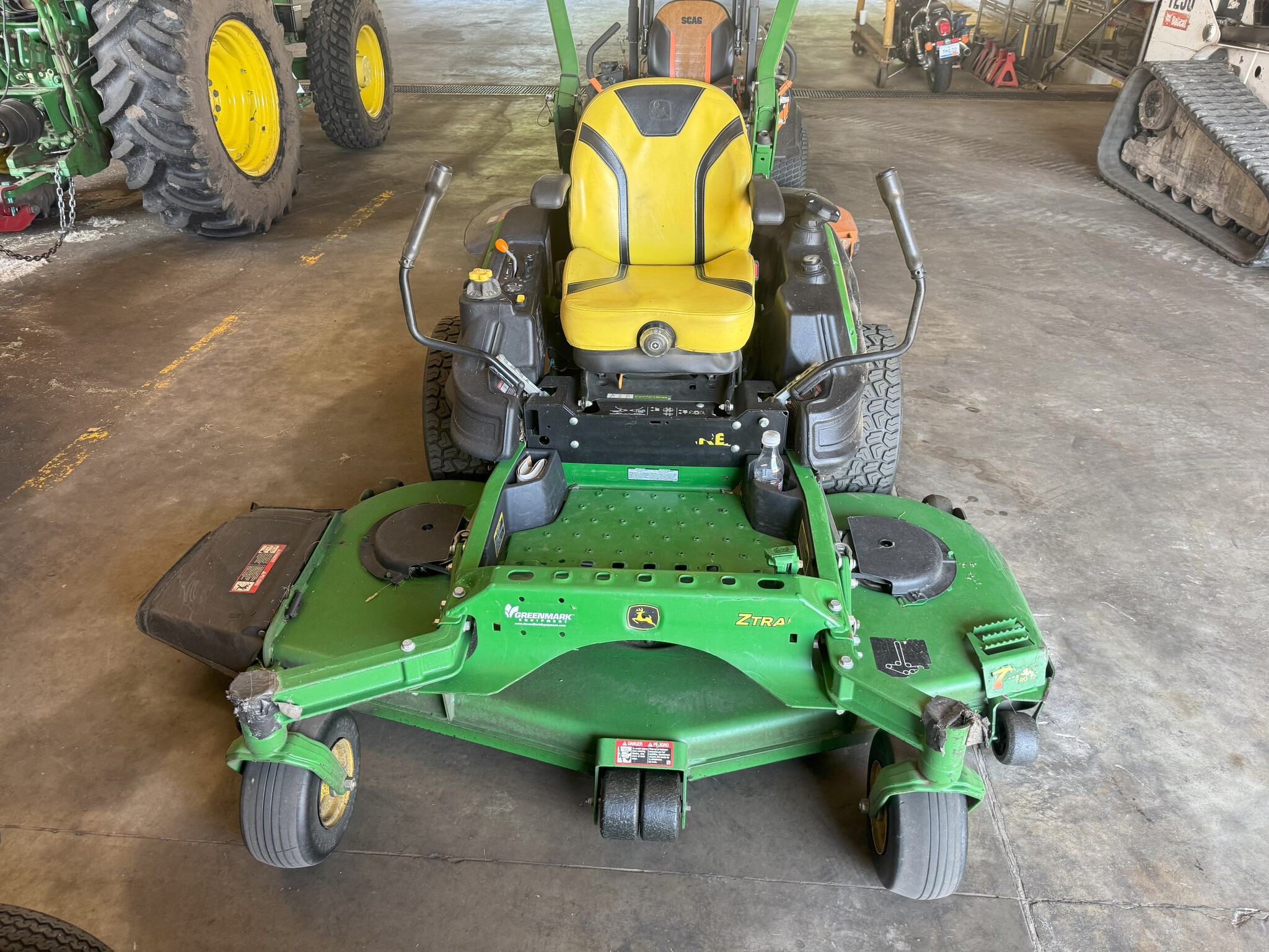 2019 John Deere Z970R Image 2