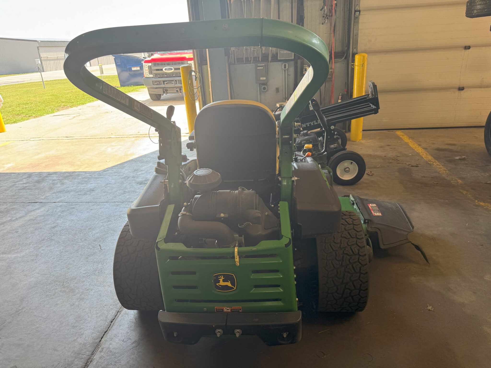 2019 John Deere Z970R Image 6