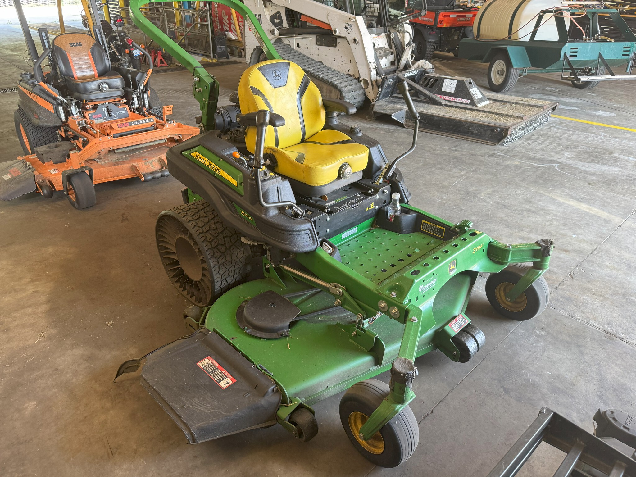 2019 John Deere Z970R Image 3