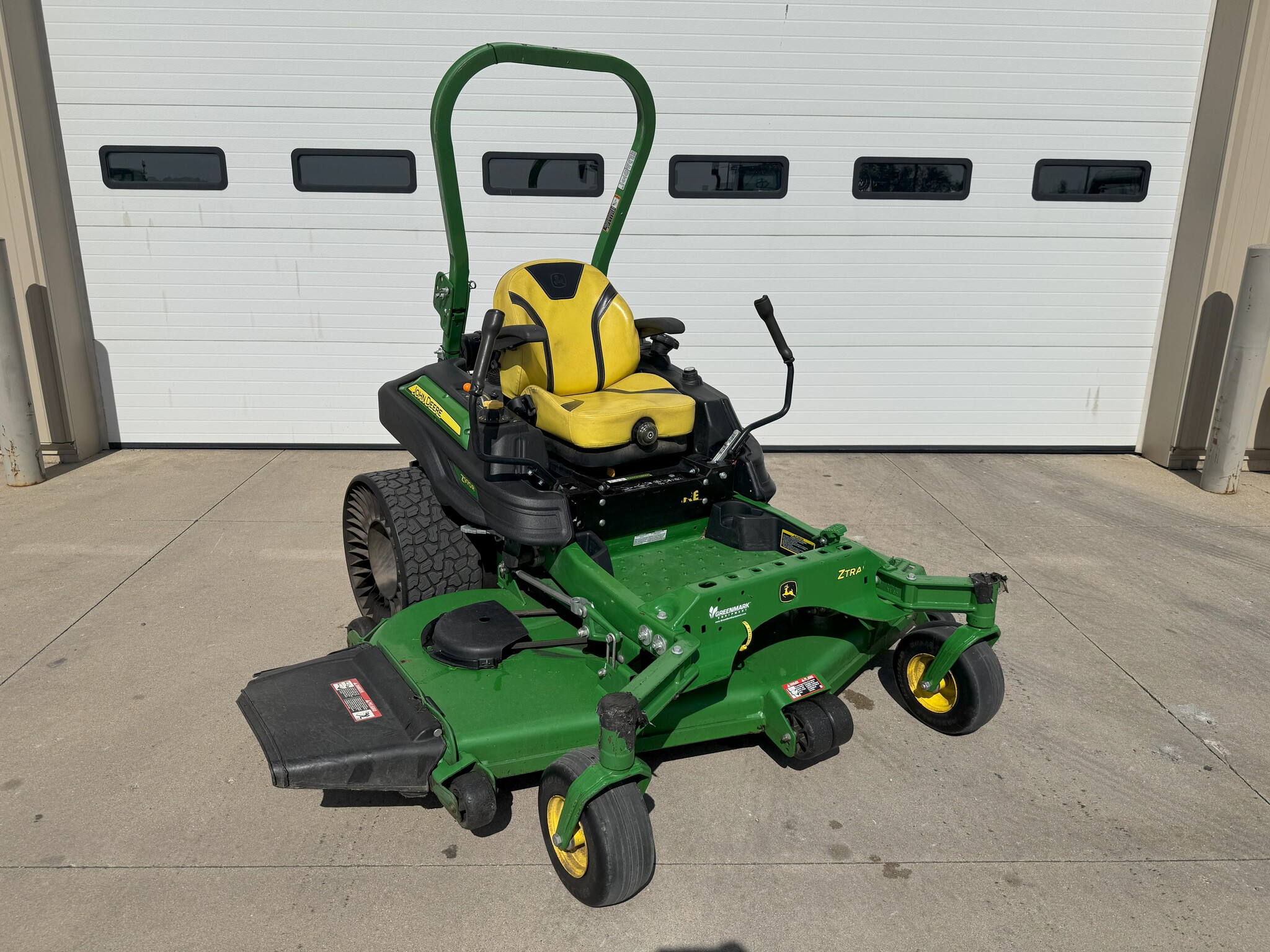 2019 John Deere Z970R Image 1