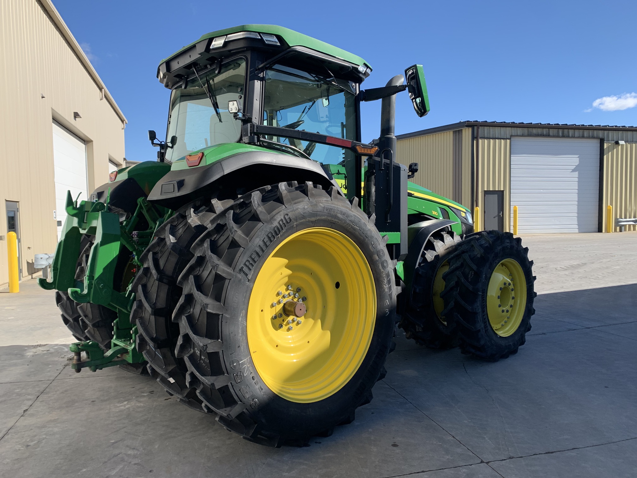 2023 John Deere 8R 310 Image 3