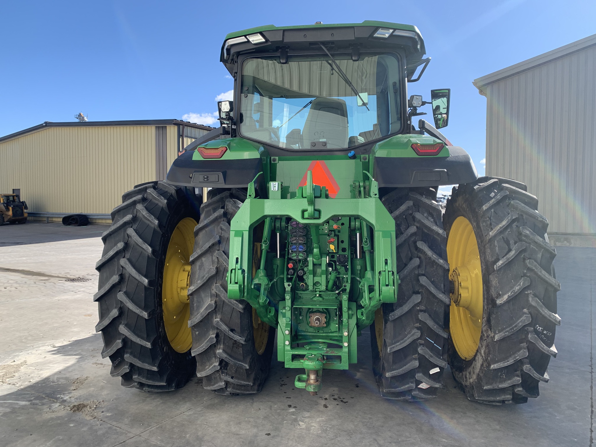 2023 John Deere 8R 310 Image 4