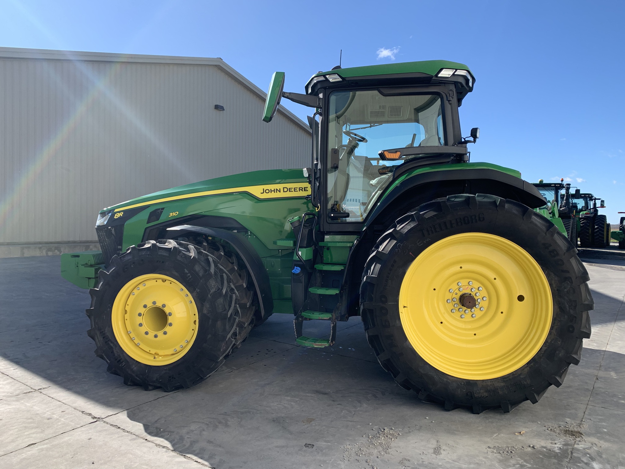 2023 John Deere 8R 310 Image 6