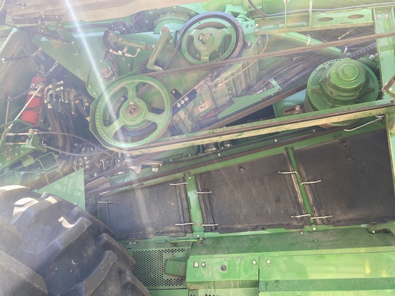 2024 John Deere X9 1000 - Photo16