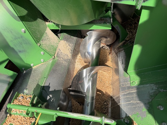 2024 John Deere X9 1000 - Photo40