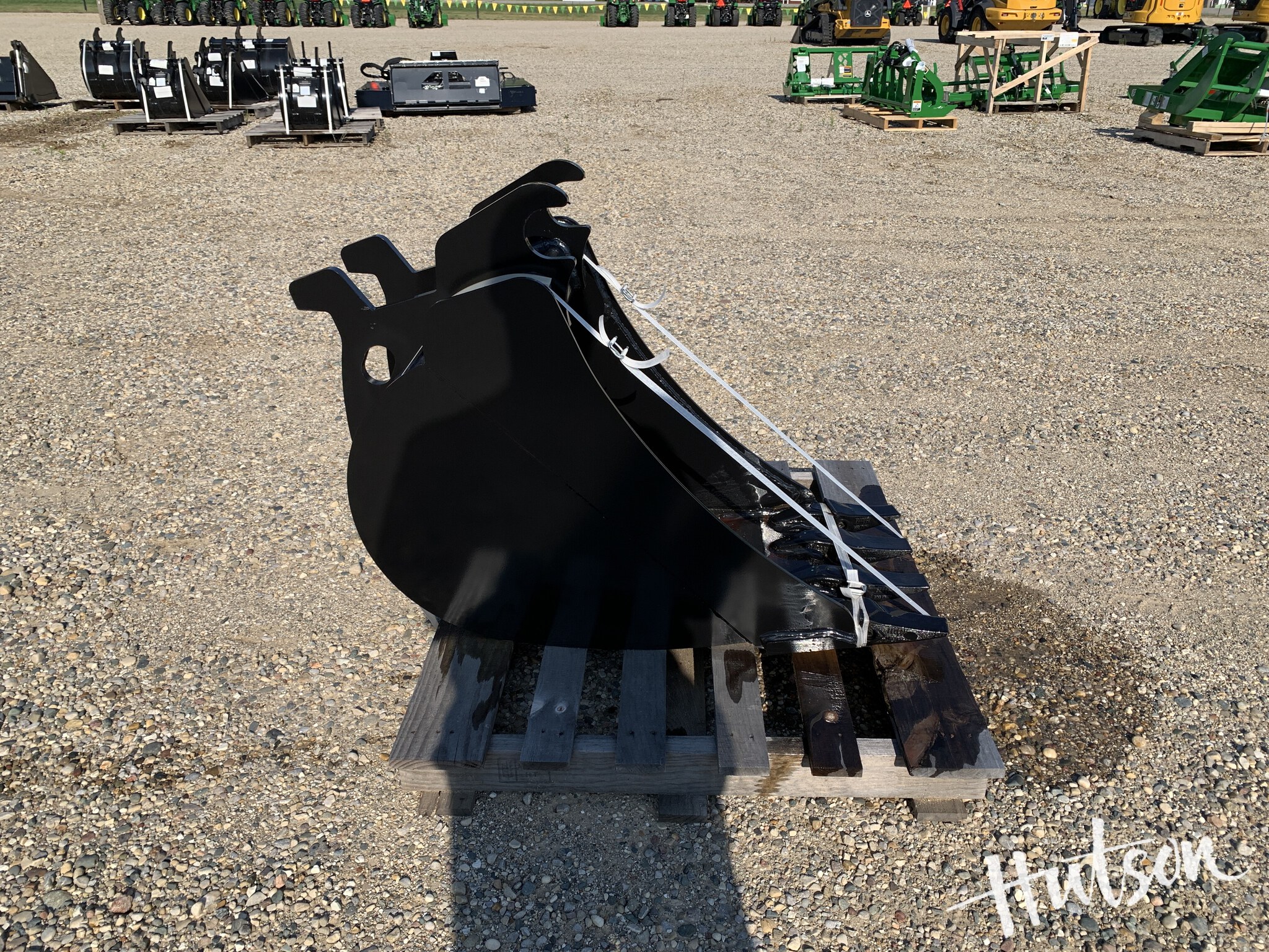 2024 John Deere BYT10989
