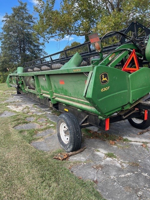 2011 John Deere 630F Image 1