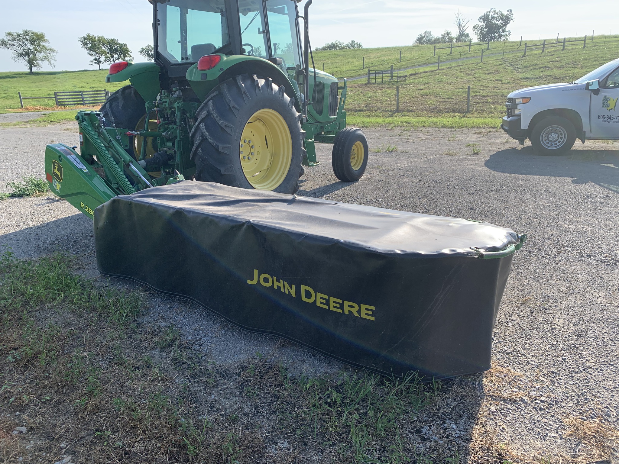 2024 John Deere R280 Image 2