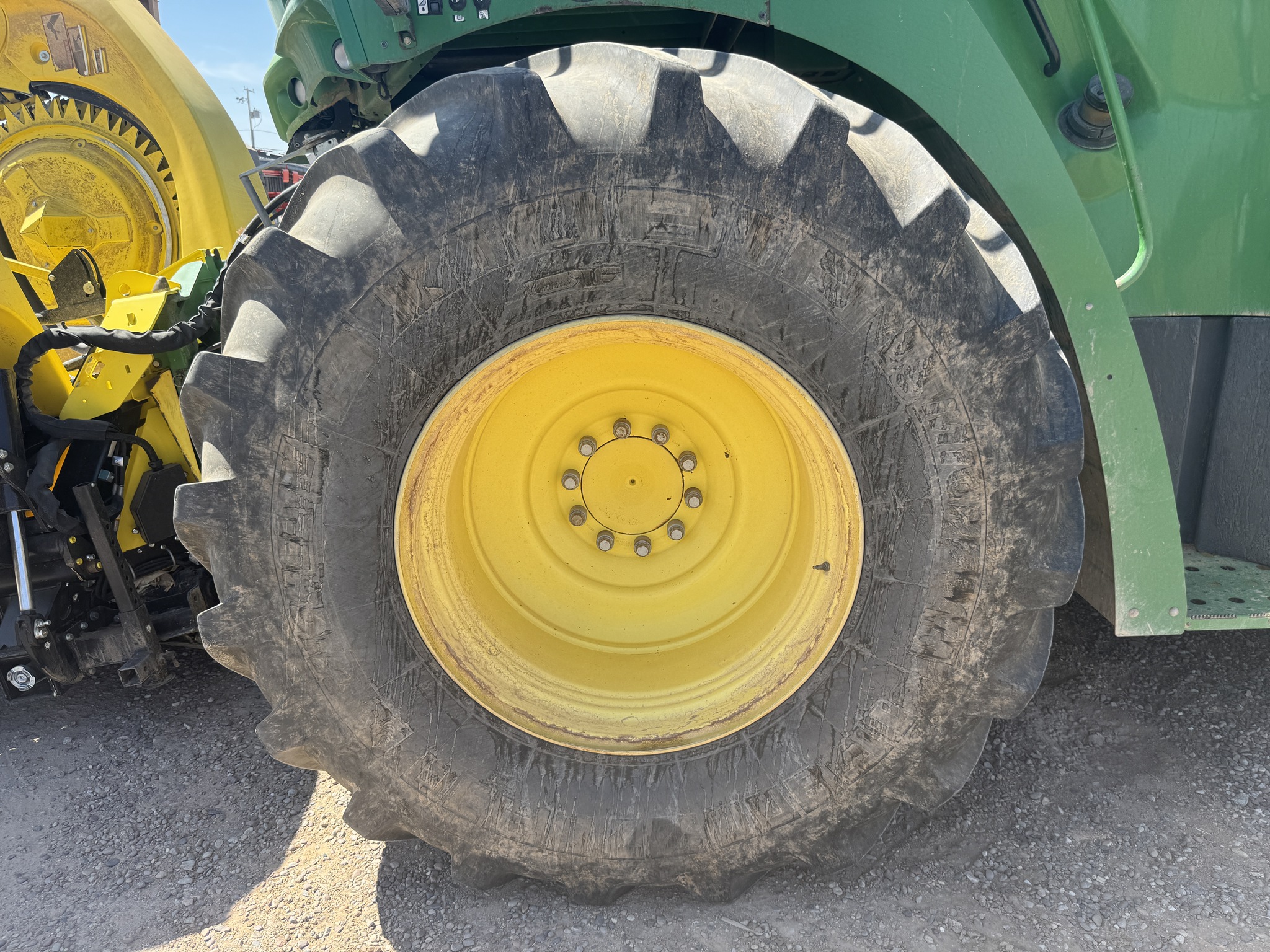 2016 John Deere 8800 Image 17