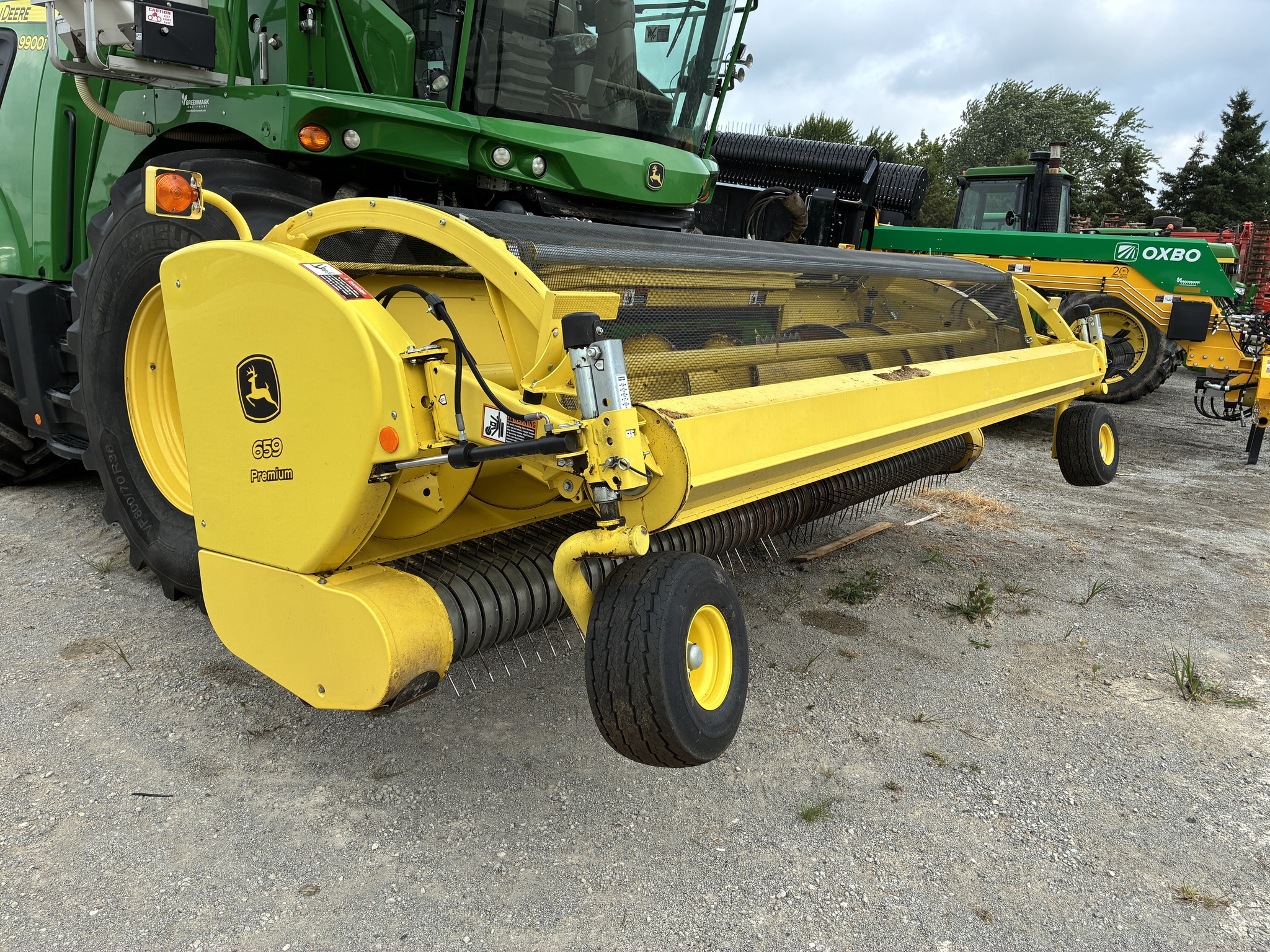 2022 John Deere 659 Image 1