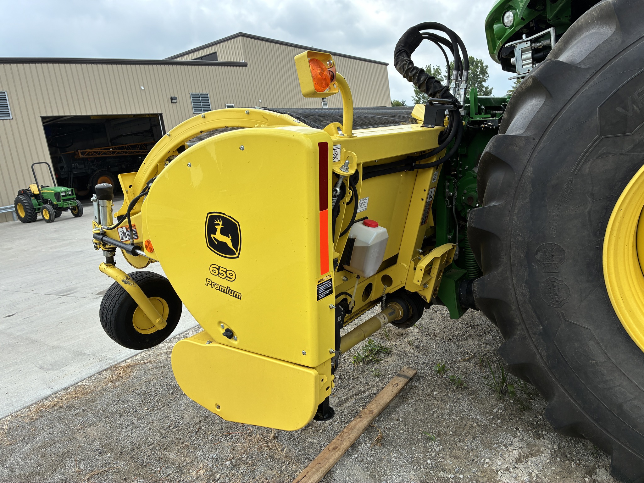 2022 John Deere 659 Image 4