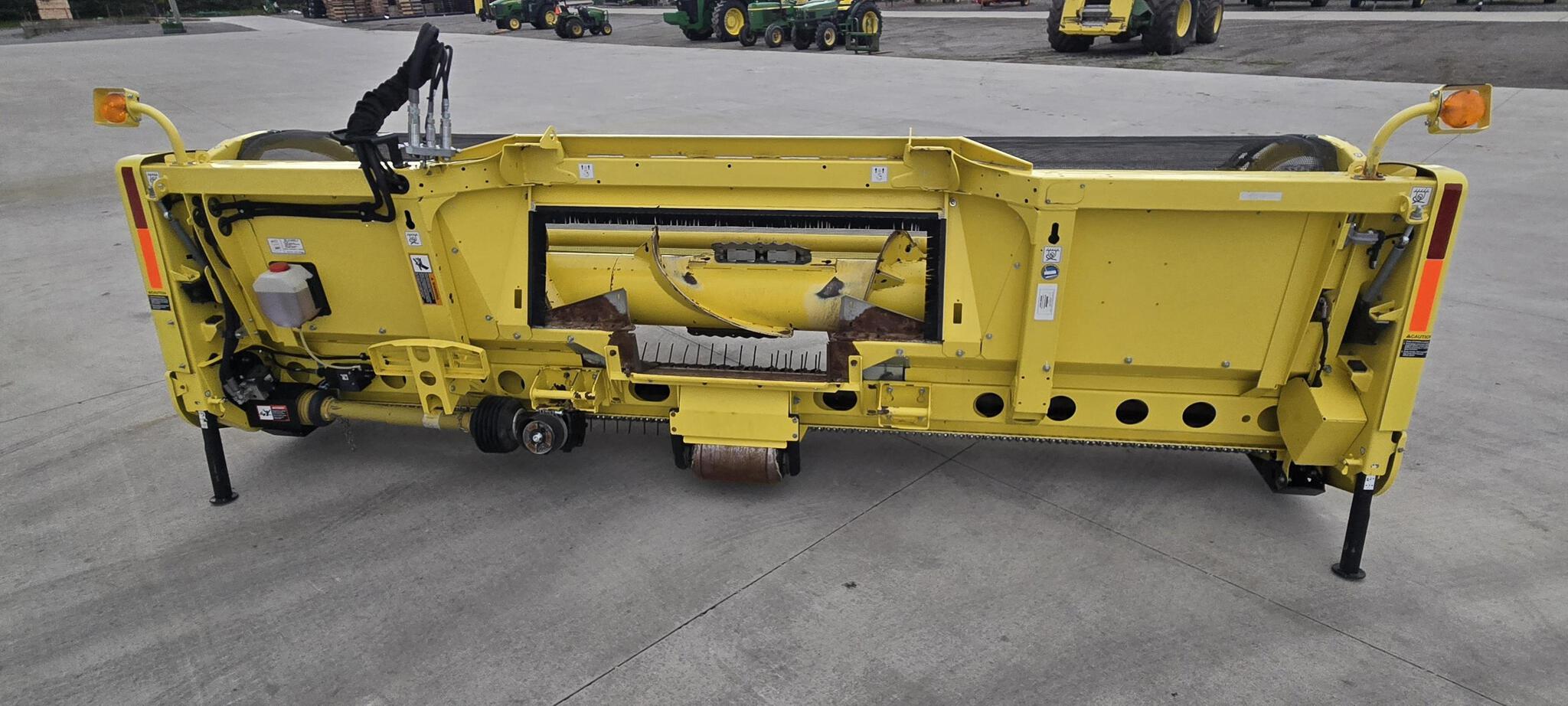 2022 John Deere 659 Image 4