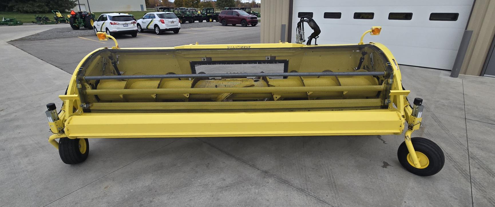 2022 John Deere 659 Image 8