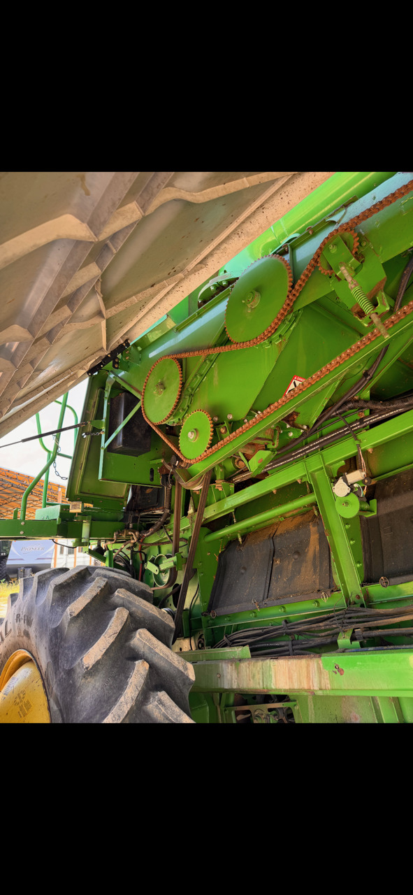 2006 John Deere 9660 STS Image 8