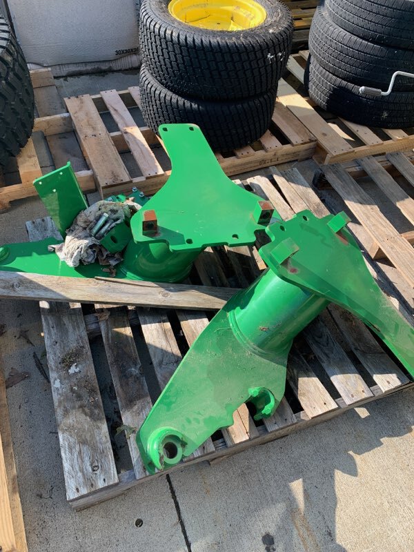 John Deere LOADER Image 1