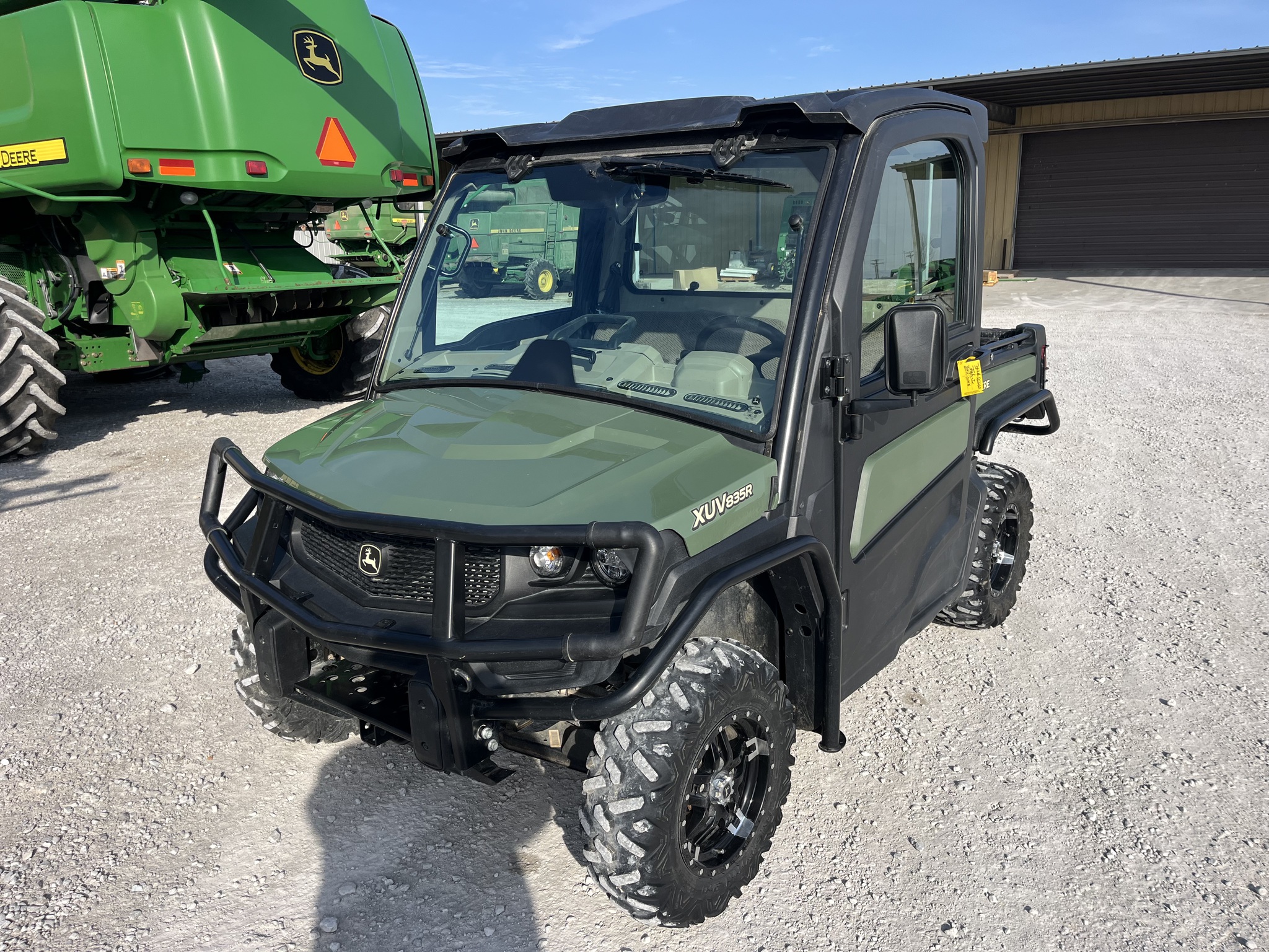  2018 John Deere XUV 835R at Heritage Tractor in Nevada, MO