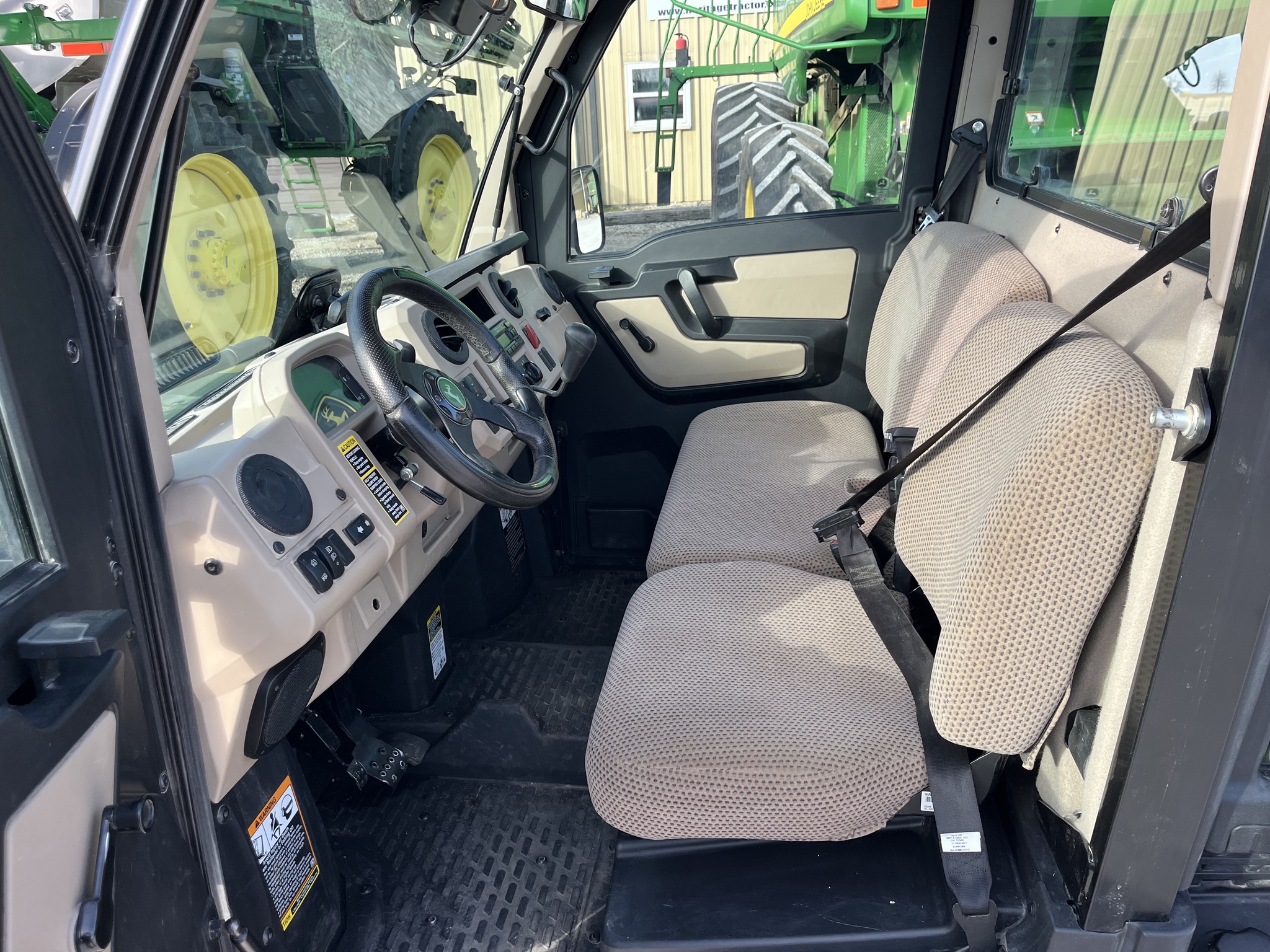  2018 John Deere XUV 835R at Heritage Tractor in Nevada, MO