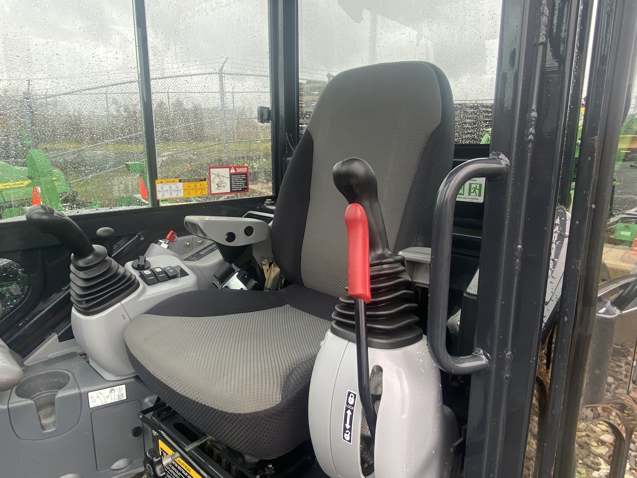 2023 John Deere 60 P Image 12