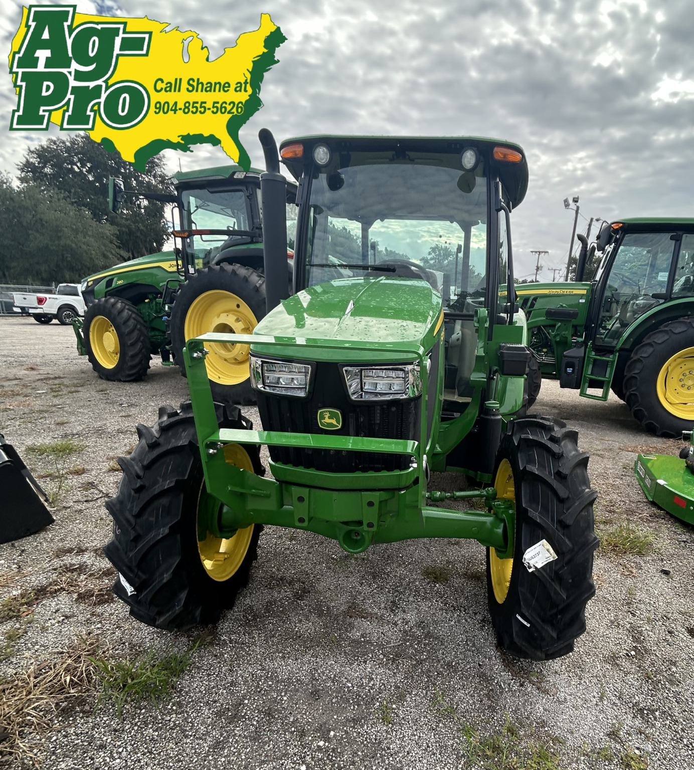 2025 John Deere 5067E Image 2