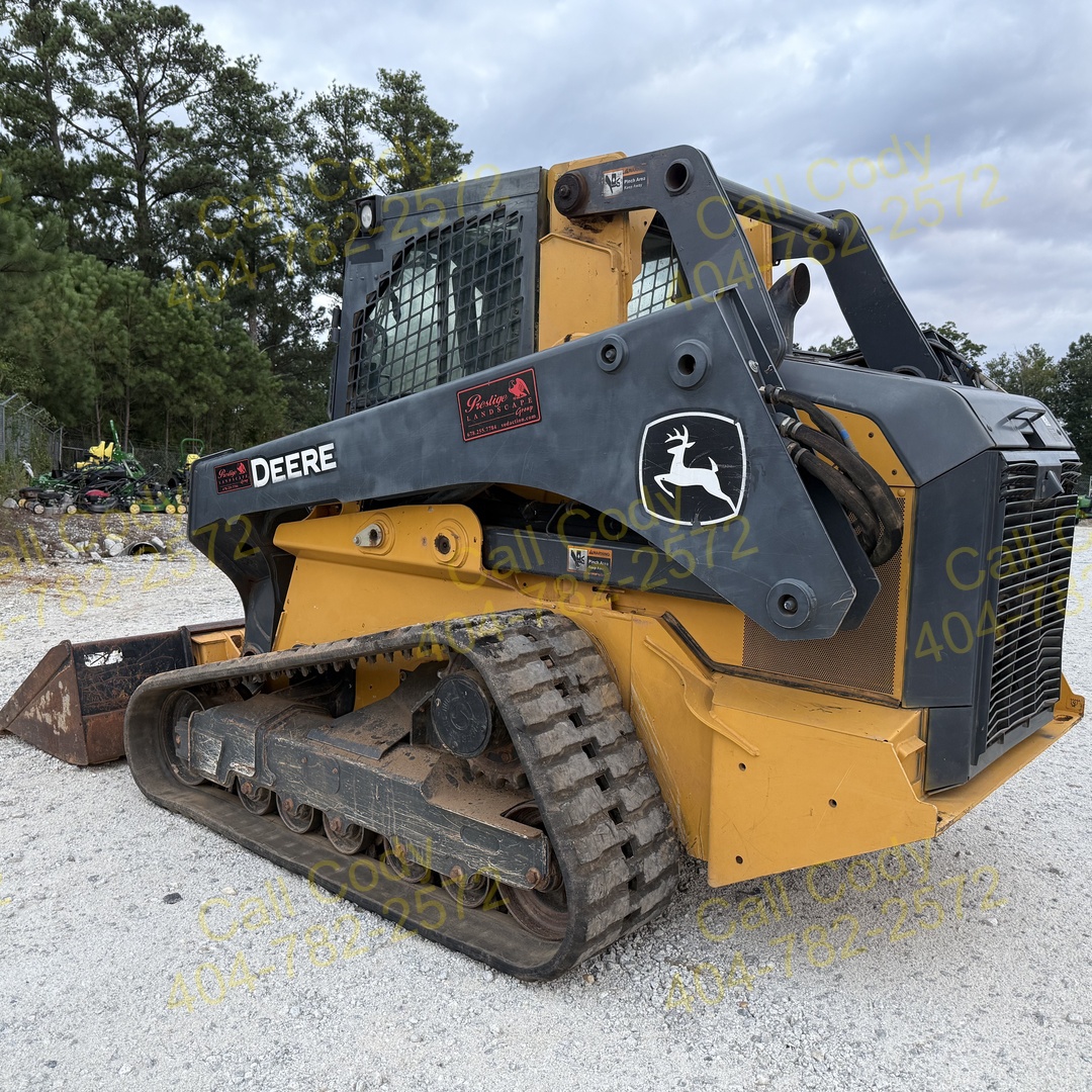 2021 John Deere 331G Image 2