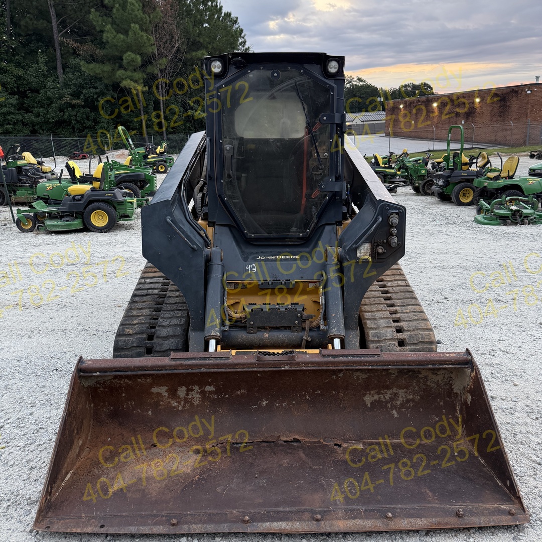 2021 John Deere 331G Image 6