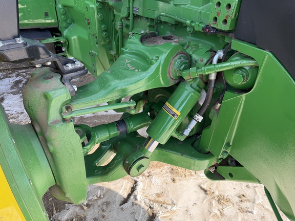 2023 John Deere 8R 370 - Photo13
