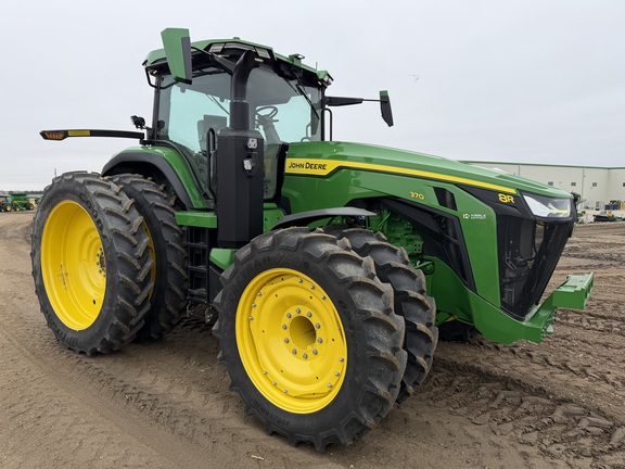  John Deere 8R 370