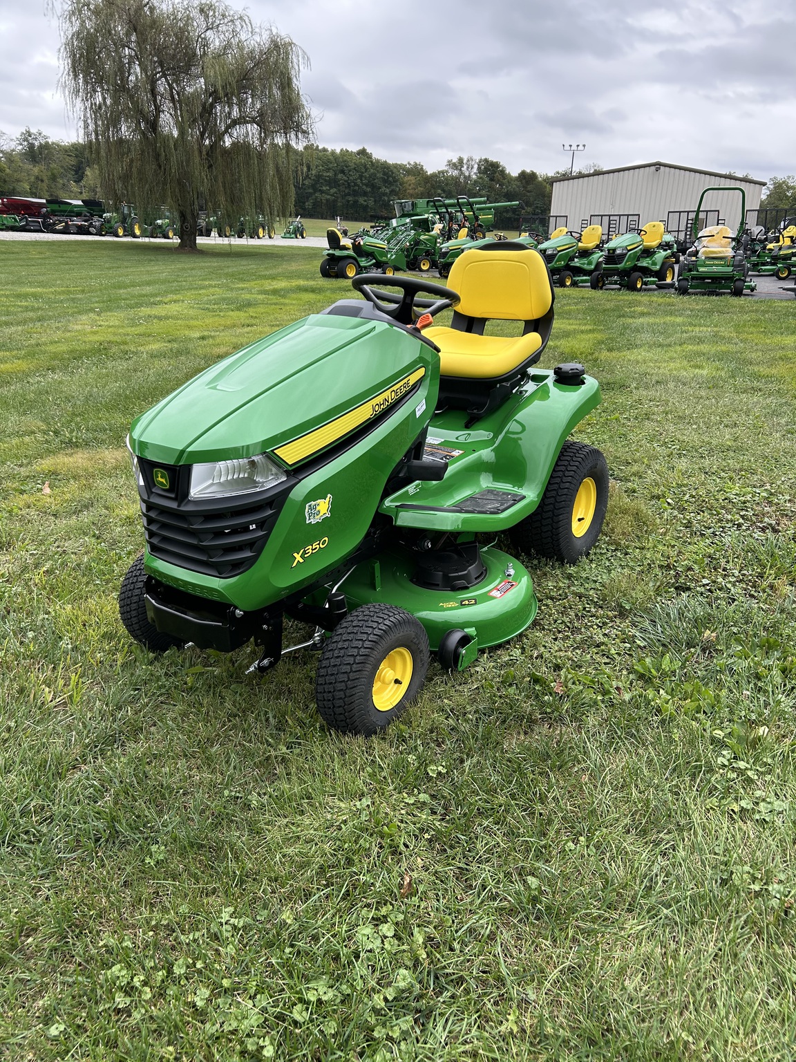 2025 John Deere X350 Image 4