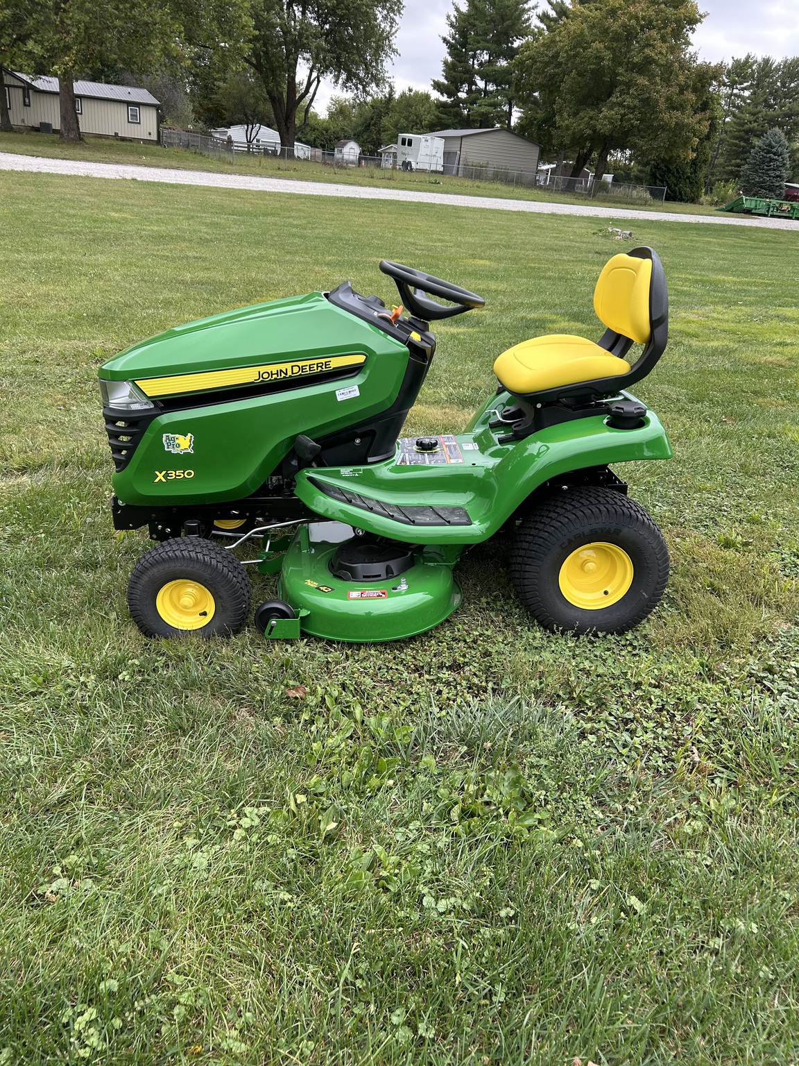 2025 John Deere X350 Image 5
