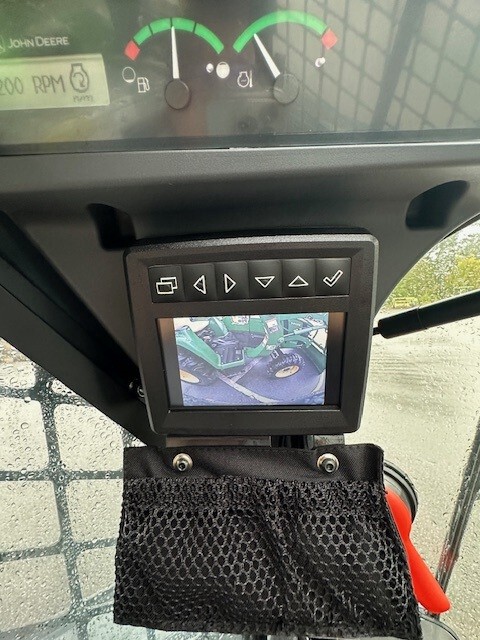 2025 John Deere 325G Image 7