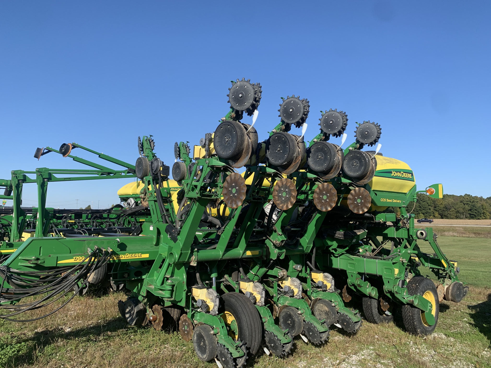 2010 John Deere 1790 Image 1
