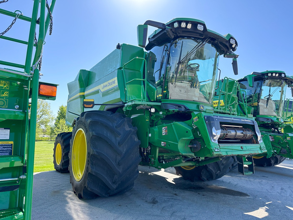 2025 John-Deere S7 800