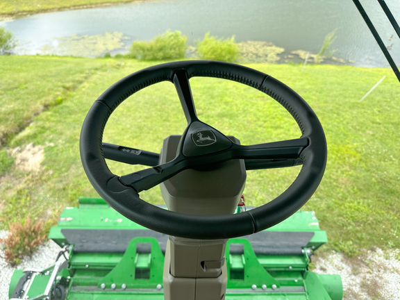 2025 John-Deere S7 800