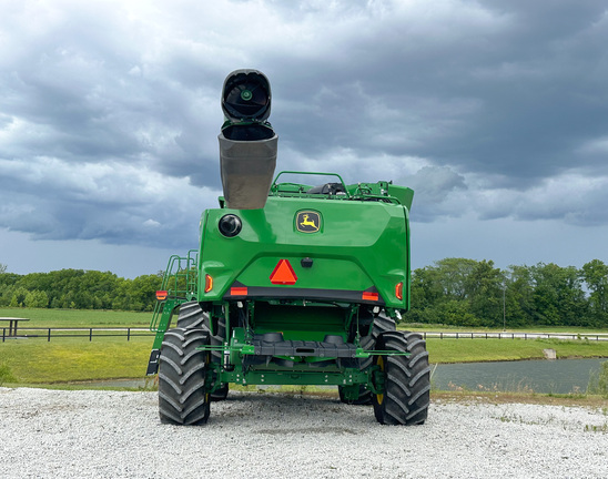 2025 John-Deere S7 800