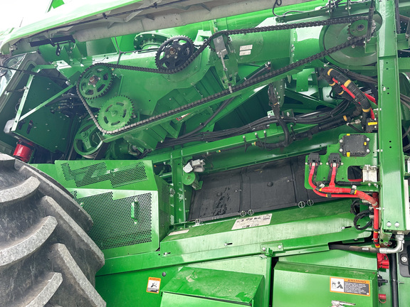 2025 John-Deere S7 800