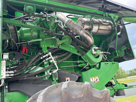 2025 John-Deere S7 800
