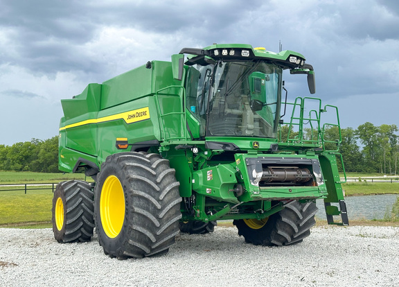 2025 John-Deere S7 800