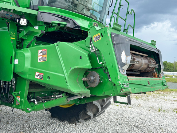 2025 John-Deere S7 800