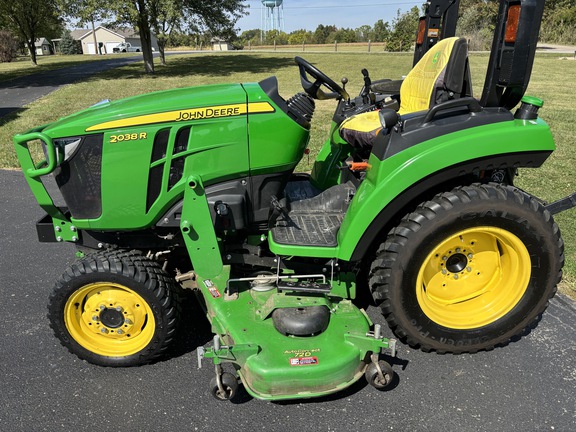 Used 2017 John Deere 2038R Compact Utility Tractors at Koenig Equipment in Germantown, OH - Photo3