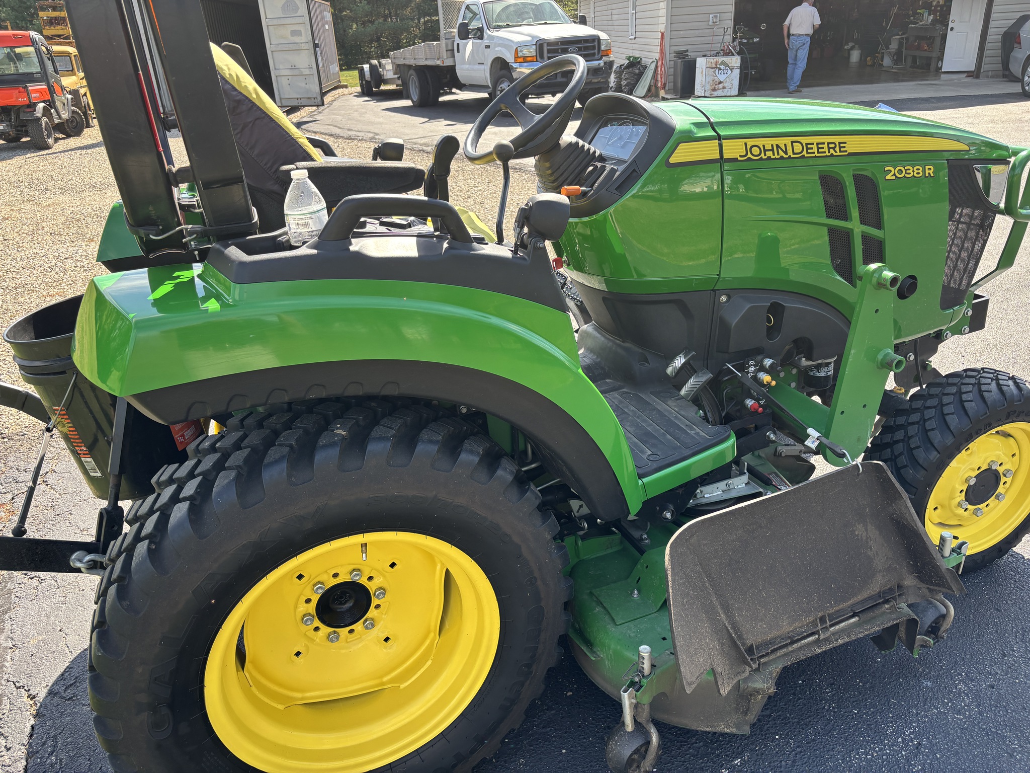 Used 2017 John Deere 2038R Compact Utility Tractors at Koenig Equipment in Germantown, OH - PhotoXL8